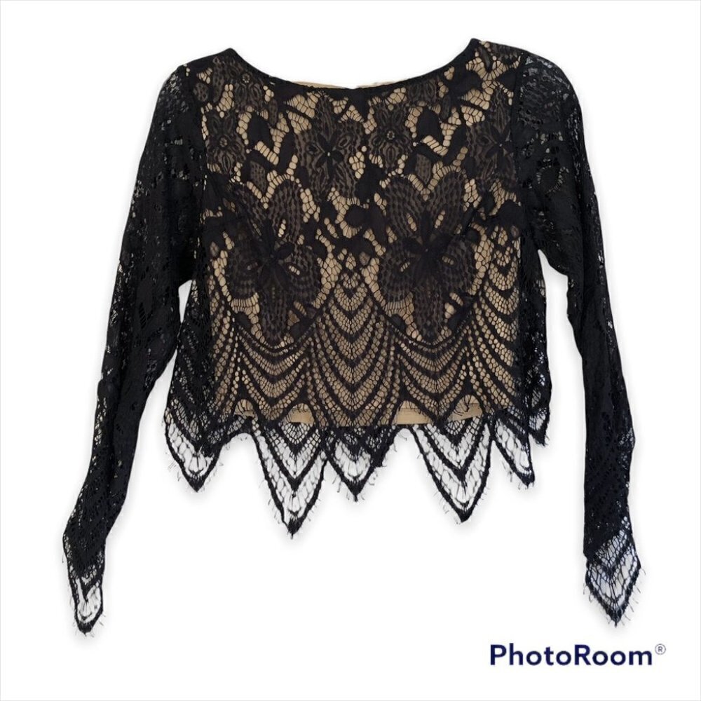 GUESS  Cropped Top with Black Lace and Nude Lining